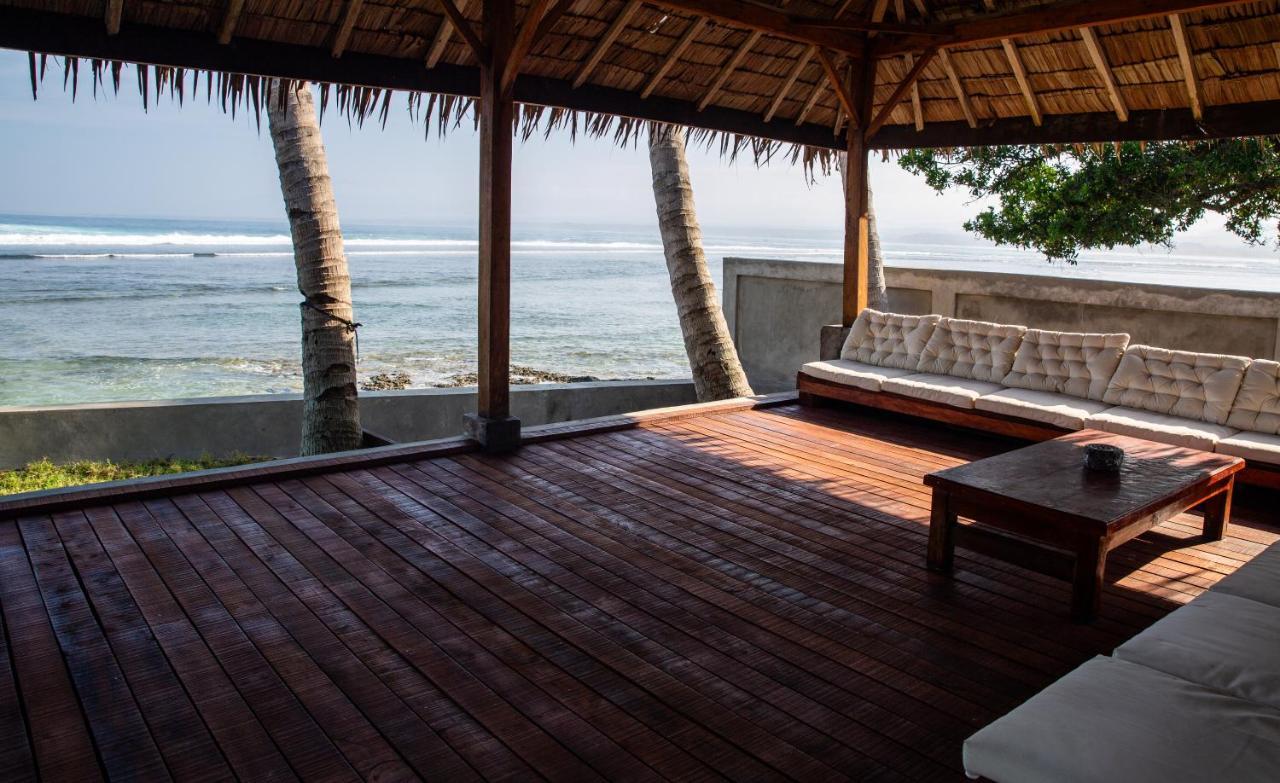 The Ujung Bocur Bungalows Krui Extérieur photo
