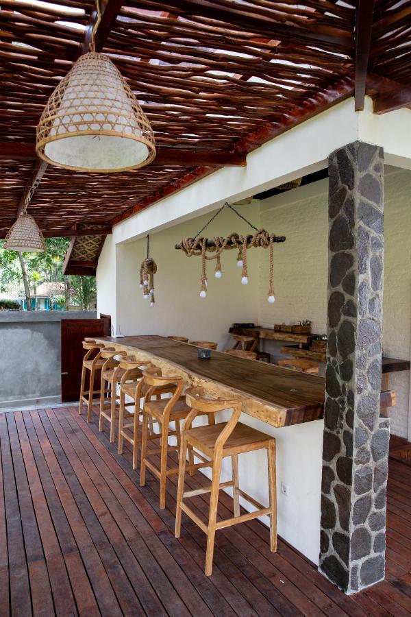 The Ujung Bocur Bungalows Krui Extérieur photo